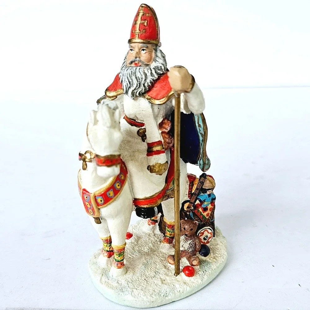 2006 International Santas Gaghant Baba Armenia SC86 Horse Figurine Christmas